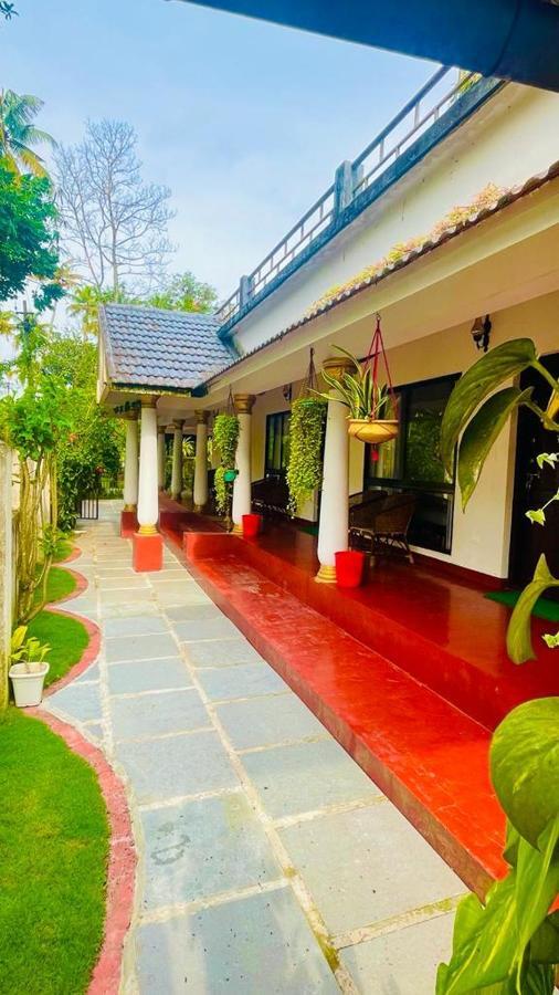 Marari Beach Clleetus Homestay Mararikulam Esterno foto