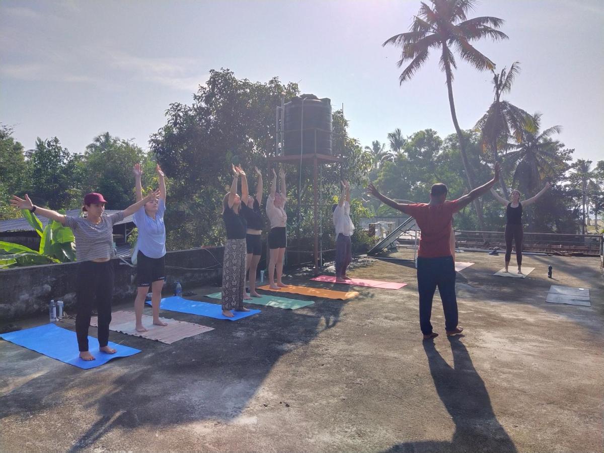 Marari Beach Clleetus Homestay Mararikulam Esterno foto